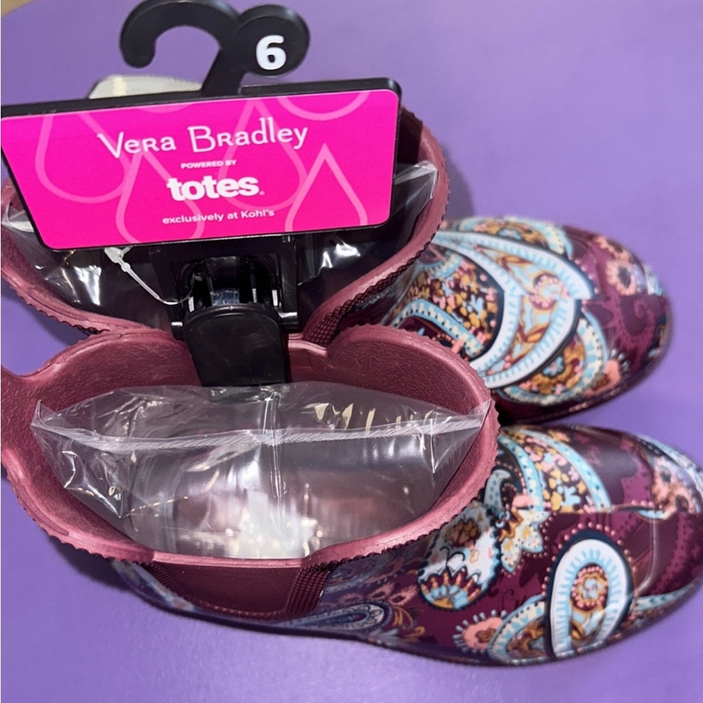 🆕 | Vera Bradley | Burgundy | Waterproof Rain-boots Size 6 - Picture 2 of 2